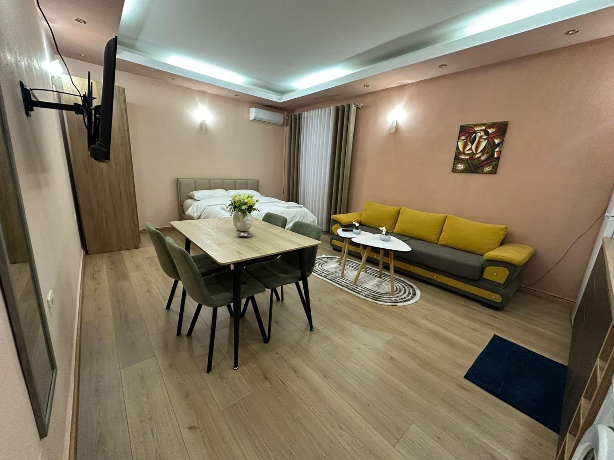 Apartment Adora *